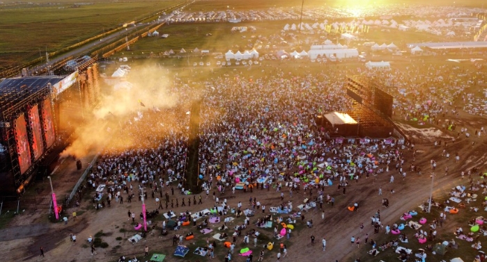 �����֣�������¶Ӫ�� �ű���ԭ������ֽ������ԭҡ������