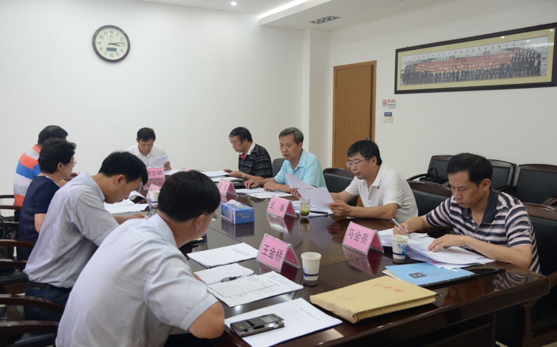 �־�����