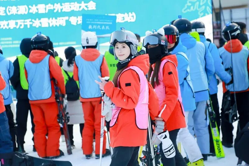 100���ѩ���л����ӱ����ջ���