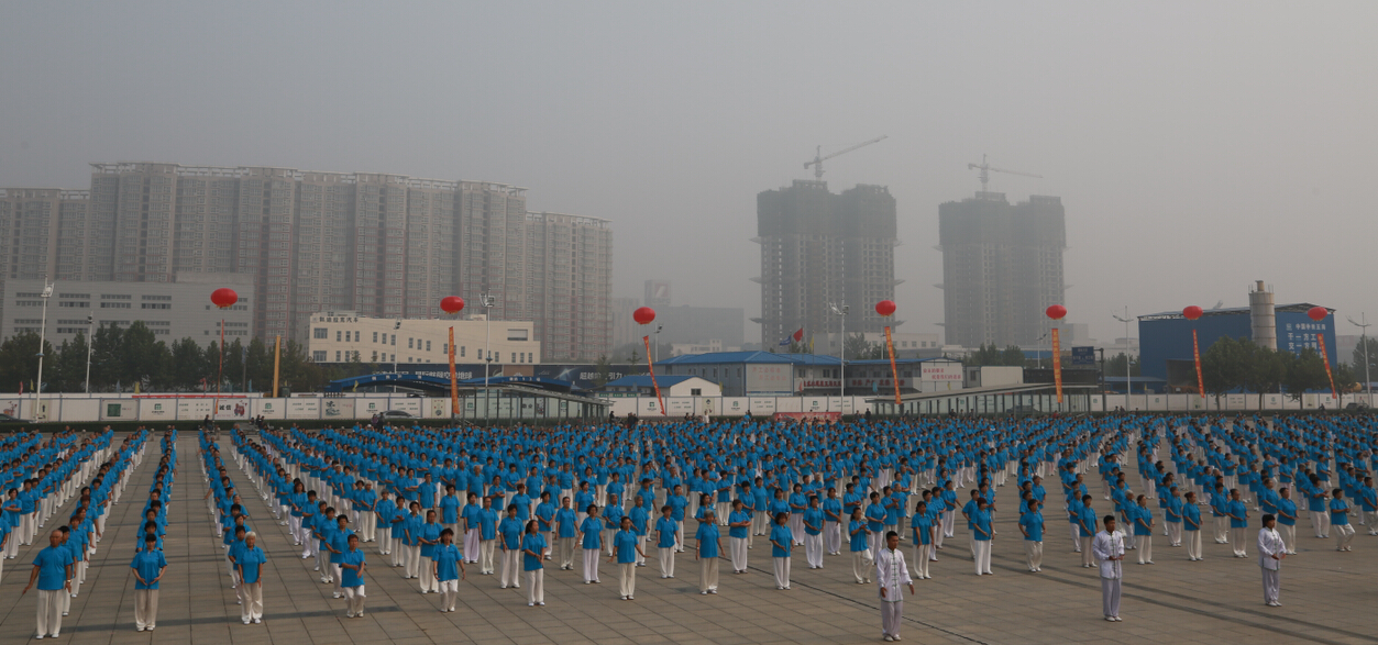 �־�����