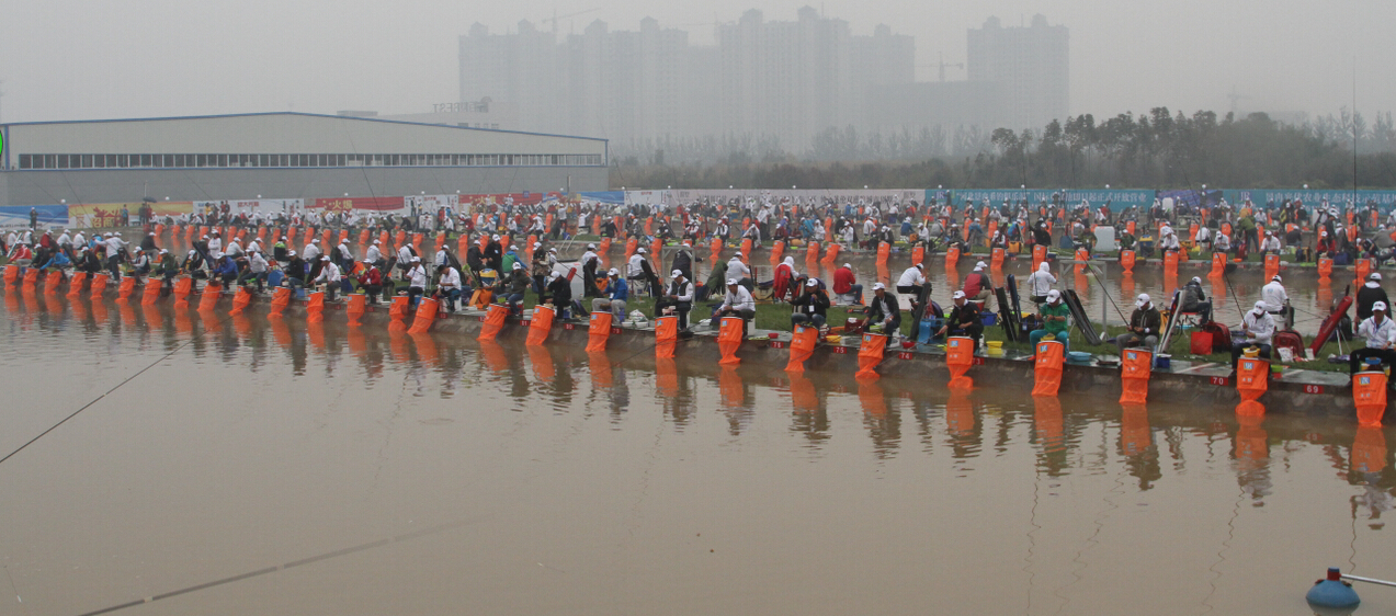 �־�����