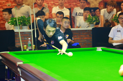 �־�����