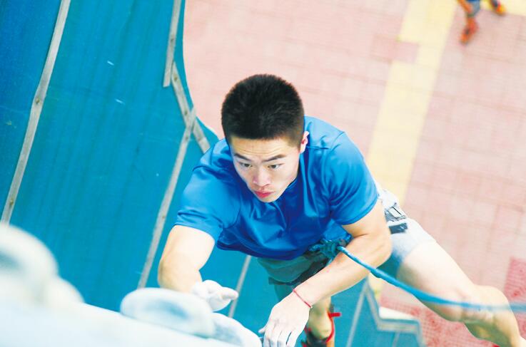 �־�����