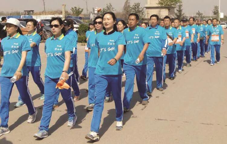 �־�����